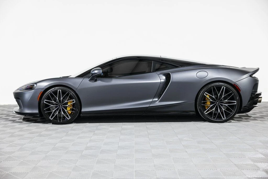 2023 McLaren GT - Image 13 of 21
