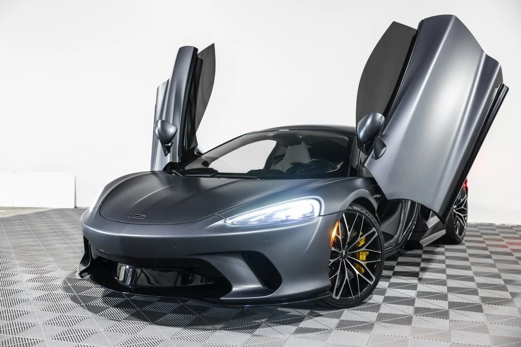 2023 McLaren GT - Image 9 of 21