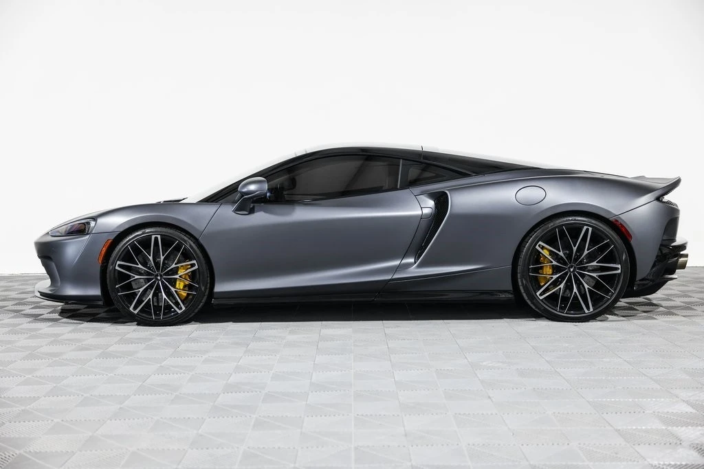 2023 McLaren GT - Image 13 of 21