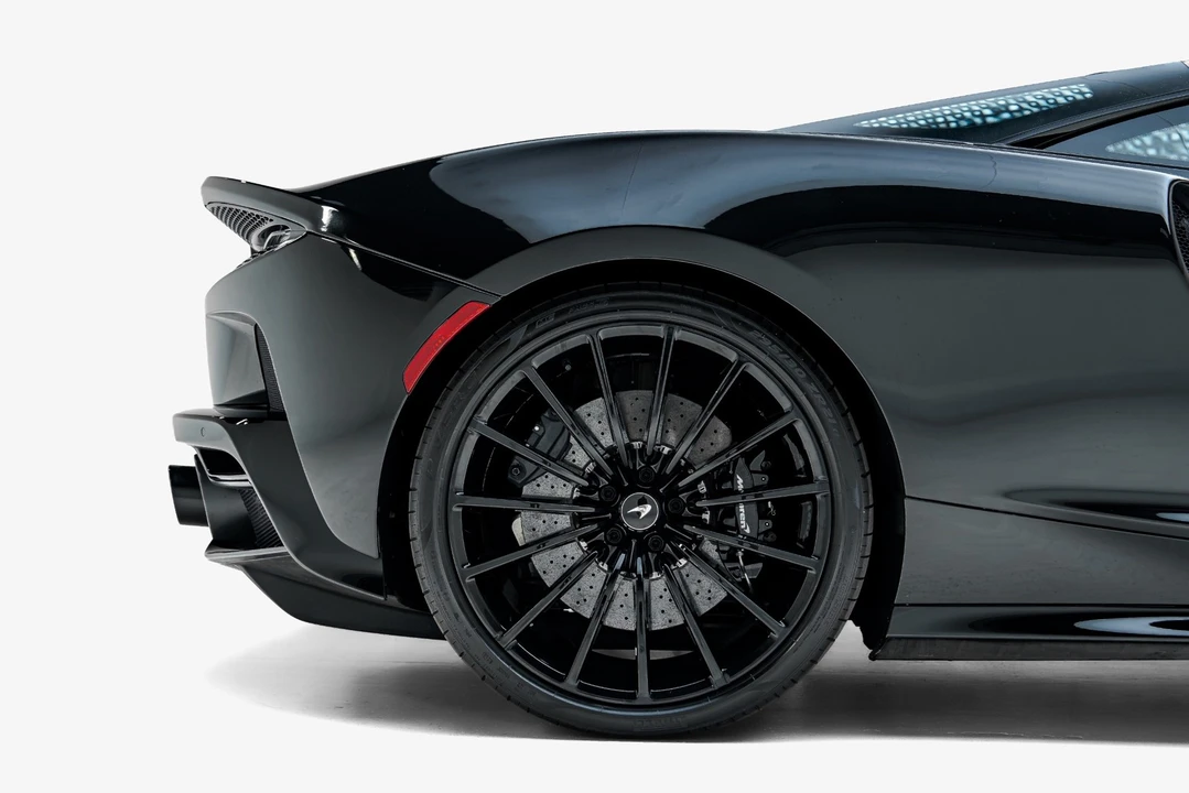 2023 McLaren GT - Image 16 of 31