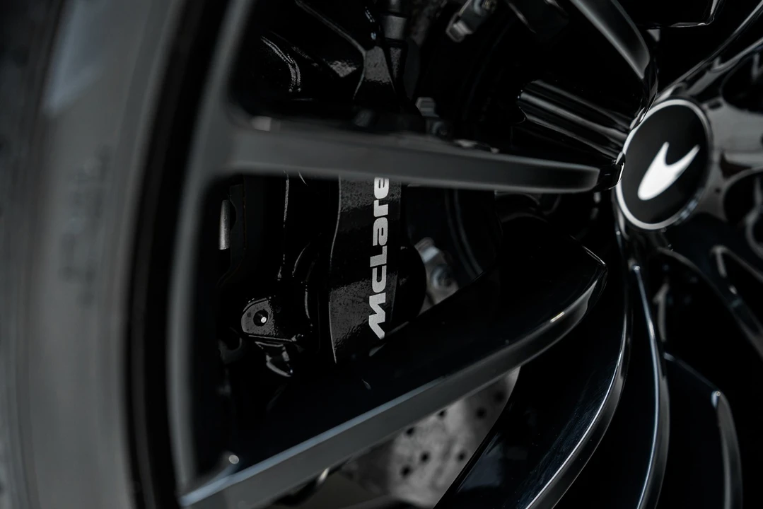 2023 McLaren GT - Image 30 of 31