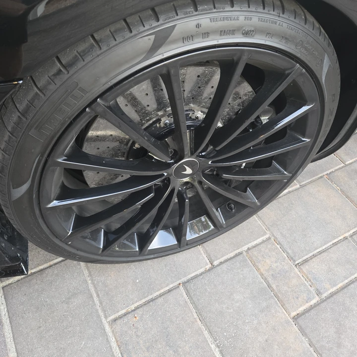 2023 McLaren GT - Image 17 of 22