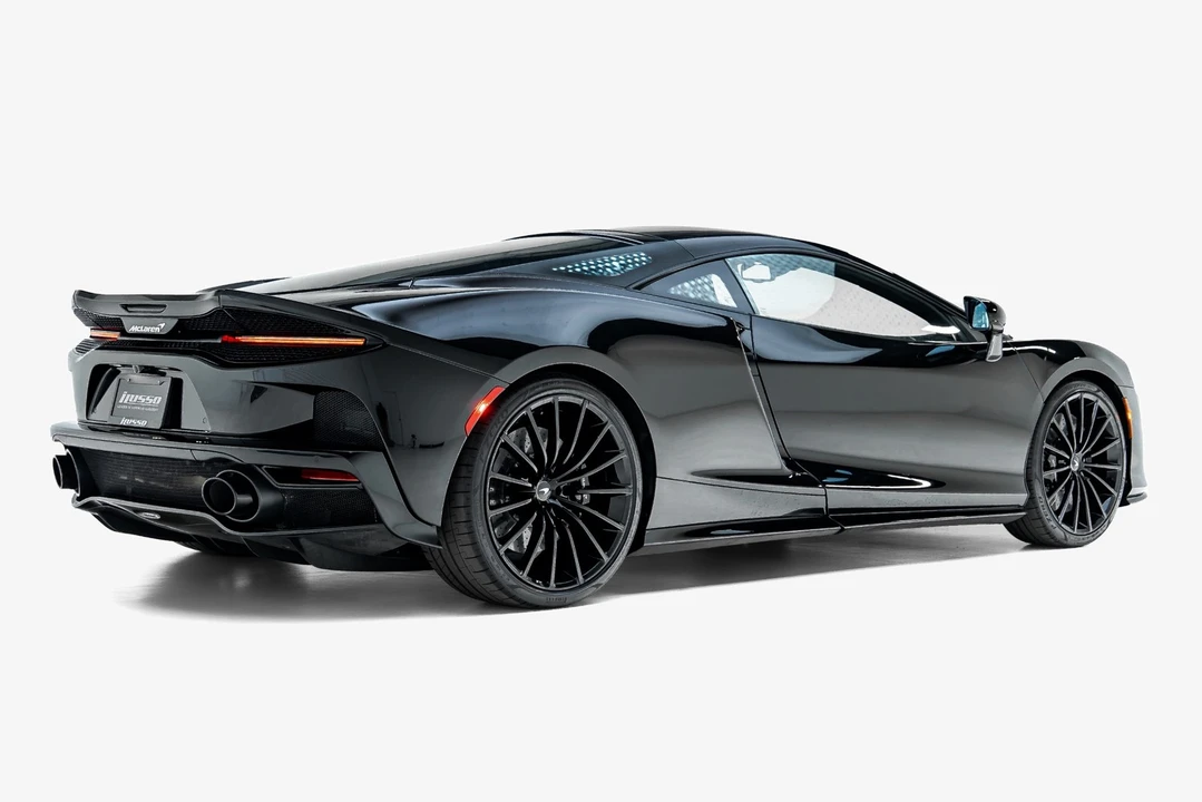 2023 McLaren GT - Image 2 of 31