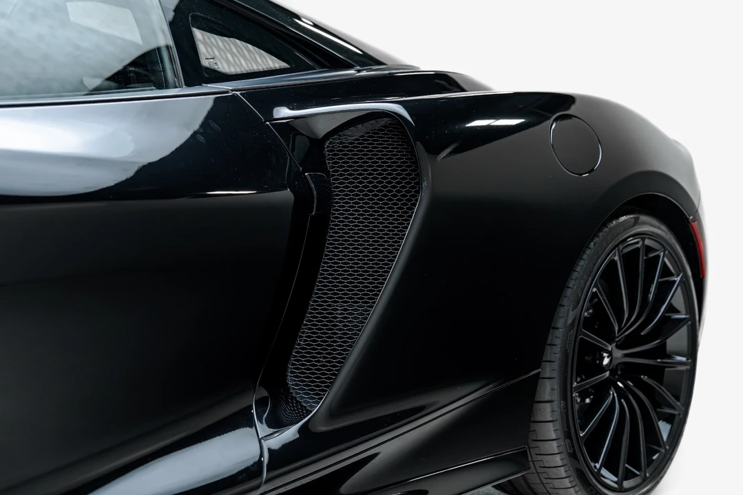 2023 McLaren GT - Image 24 of 31