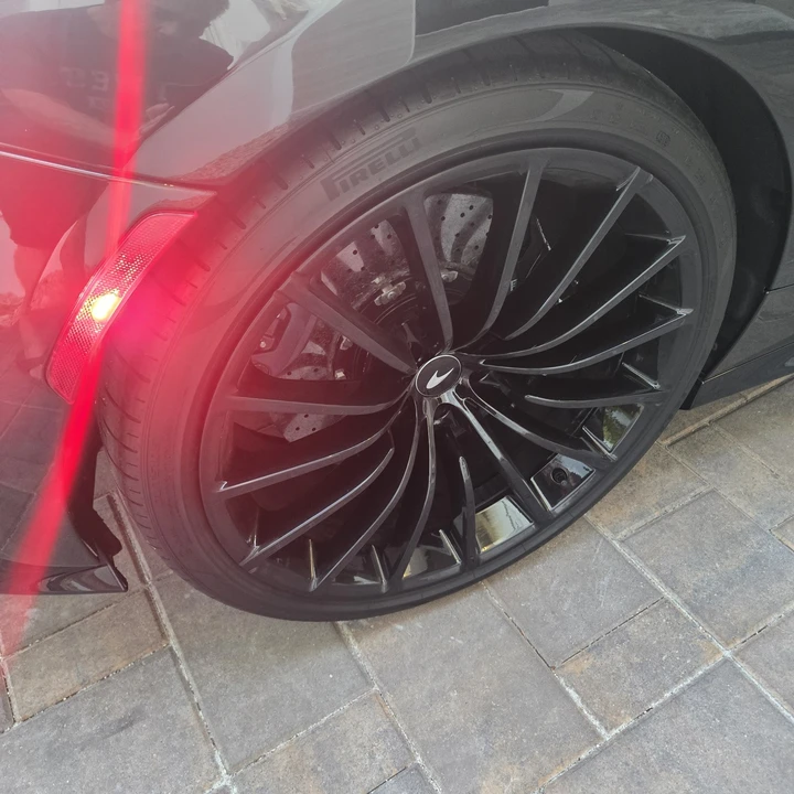2023 McLaren GT - Image 19 of 22