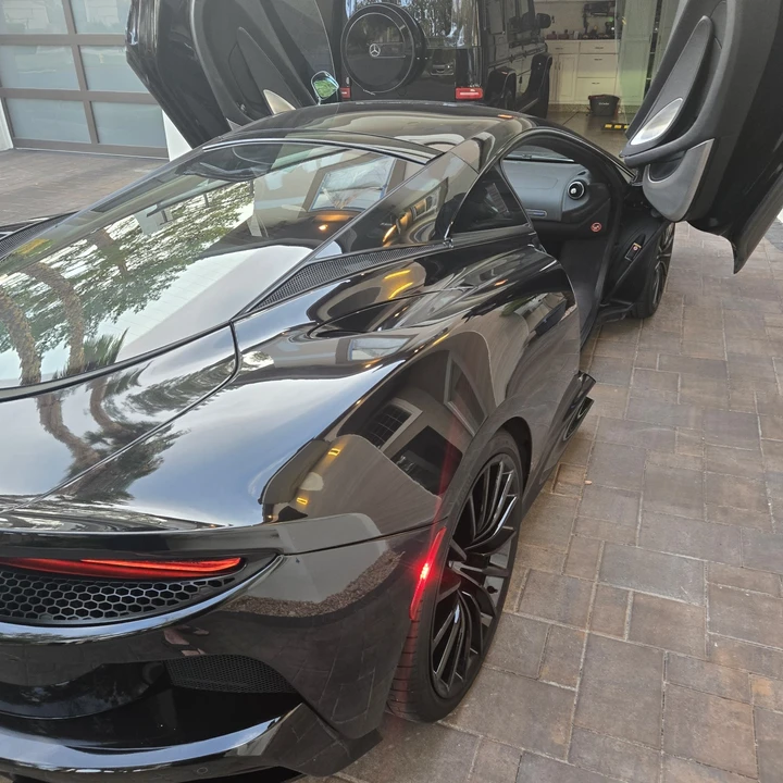 2023 McLaren GT - Image 2 of 22