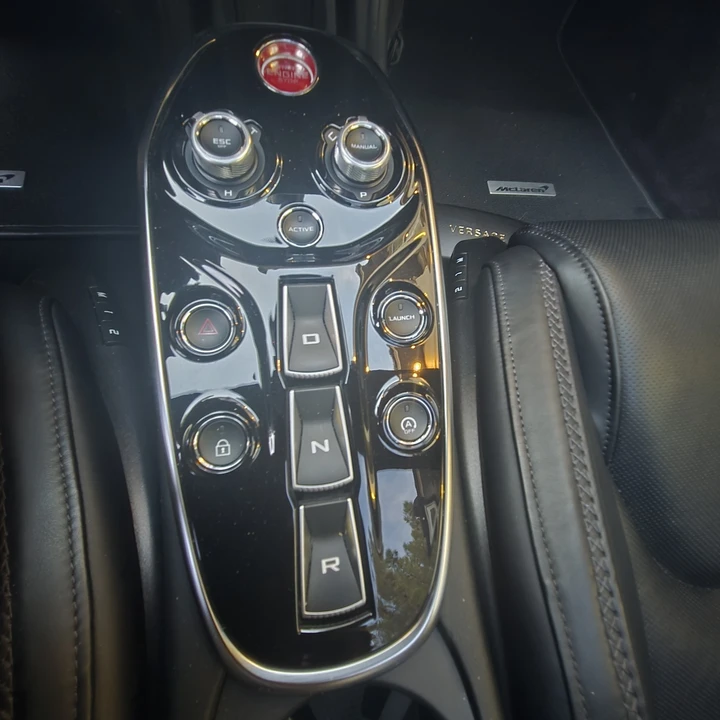 2023 McLaren GT - Image 11 of 22