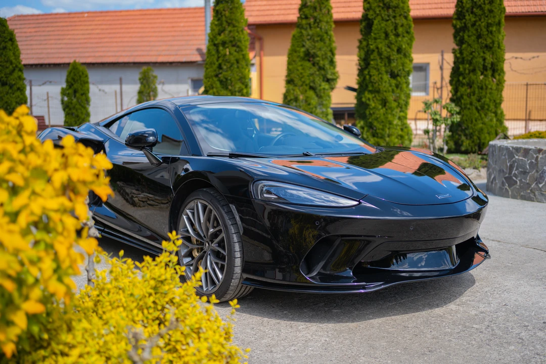 2023 McLaren GT - Image 13 of 31