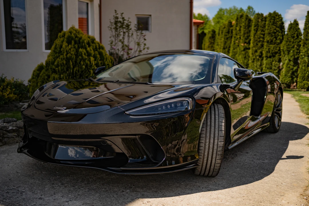 2023 McLaren GT - Image 25 of 31
