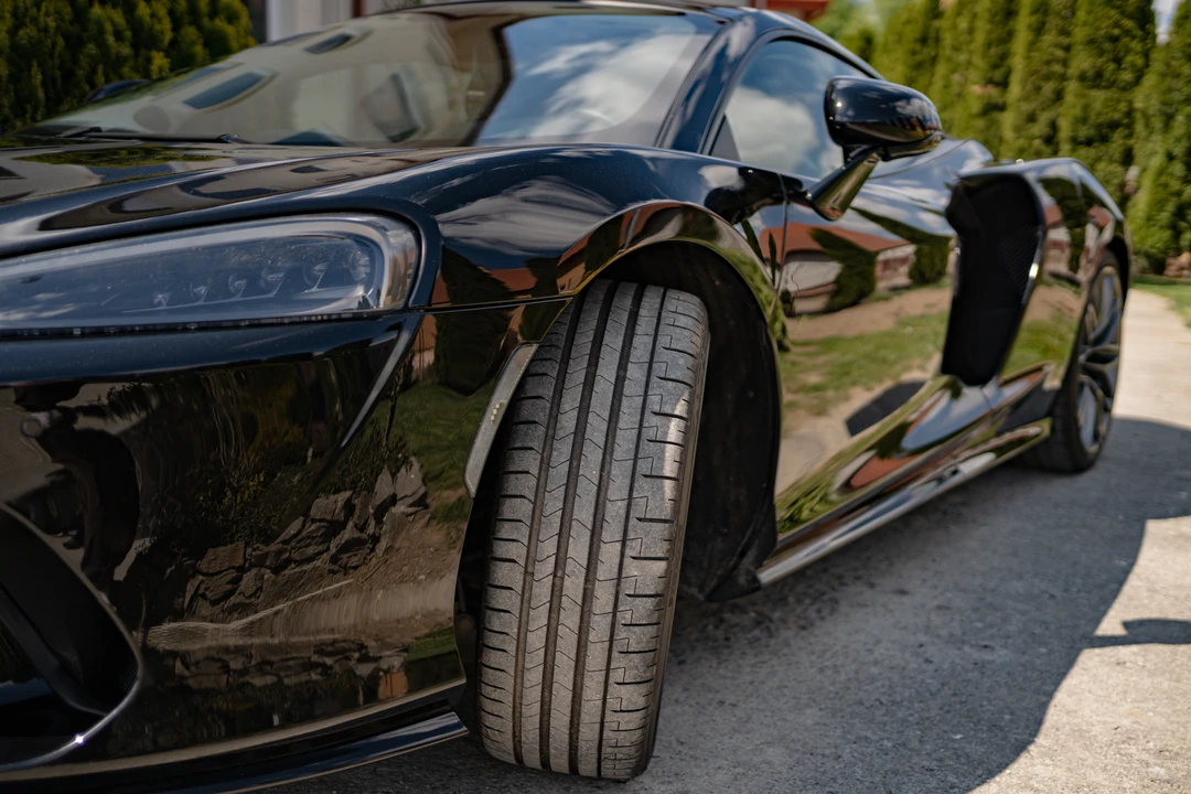2023 McLaren GT - Image 26 of 31
