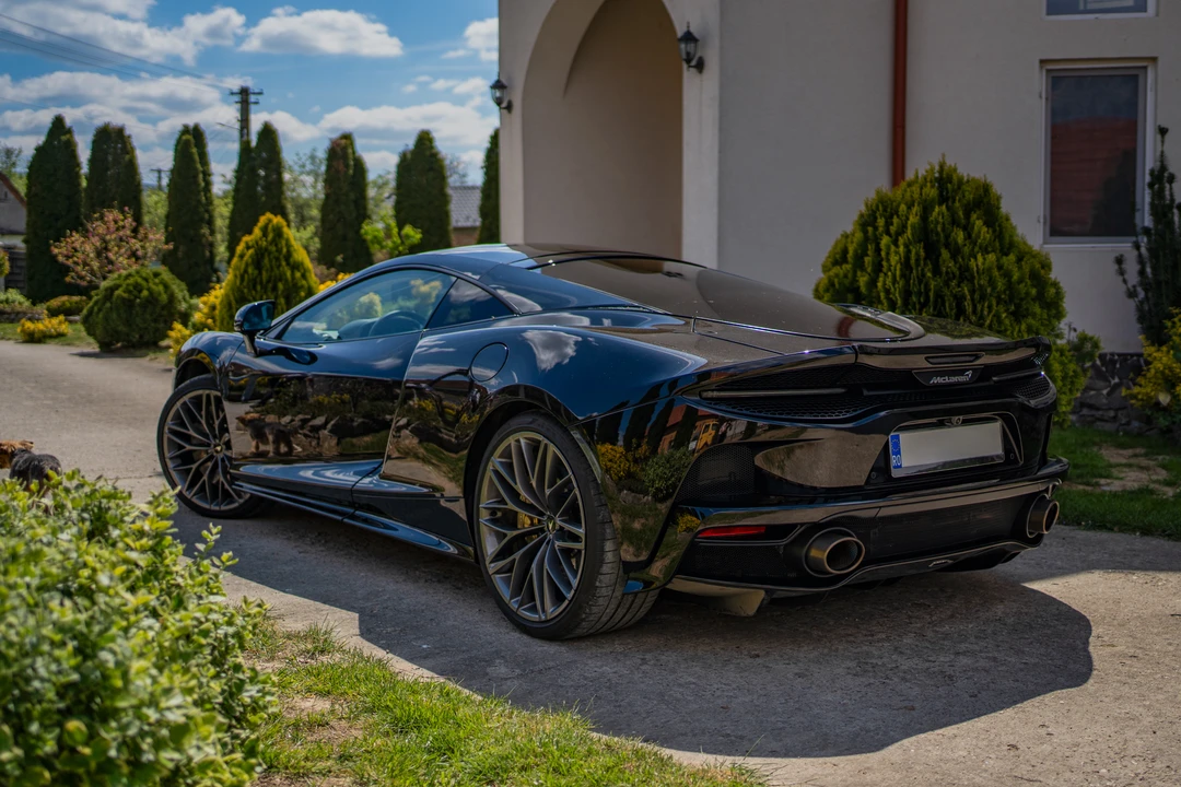 2023 McLaren GT - Image 27 of 31