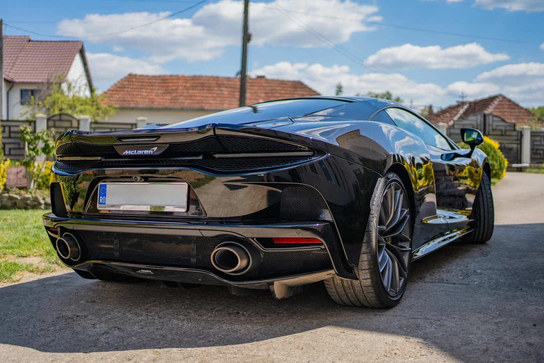 2023 McLaren GT - Image 29 of 31