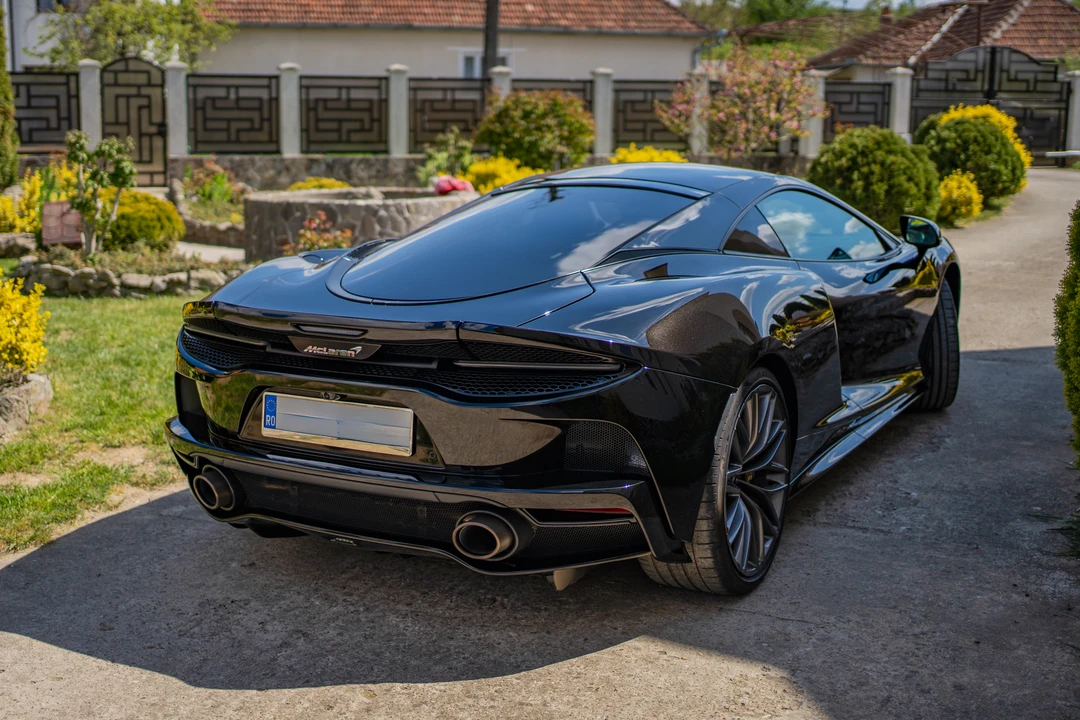2023 McLaren GT - Image 5 of 31