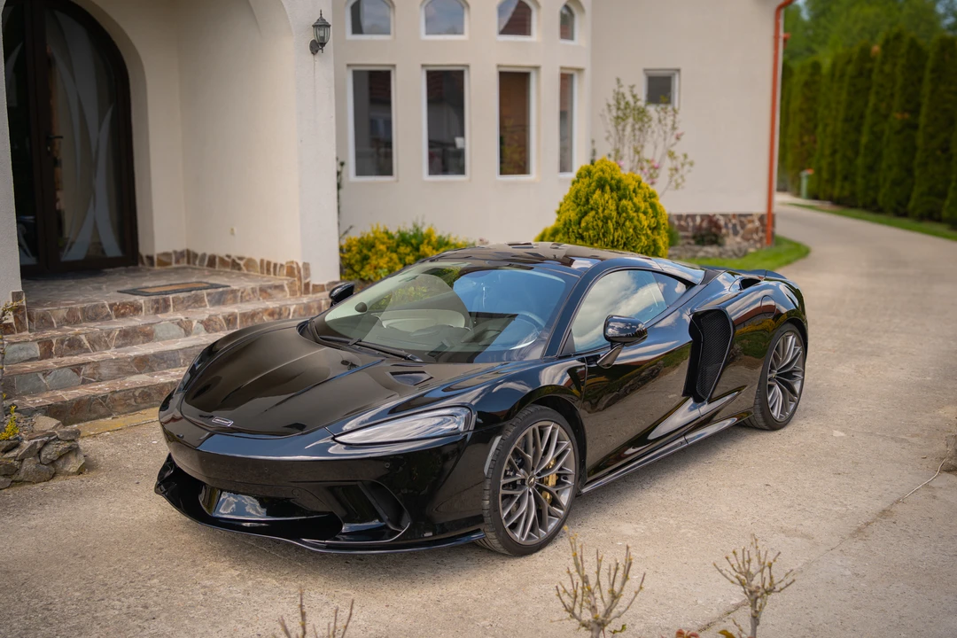 2023 McLaren GT - Image 6 of 31
