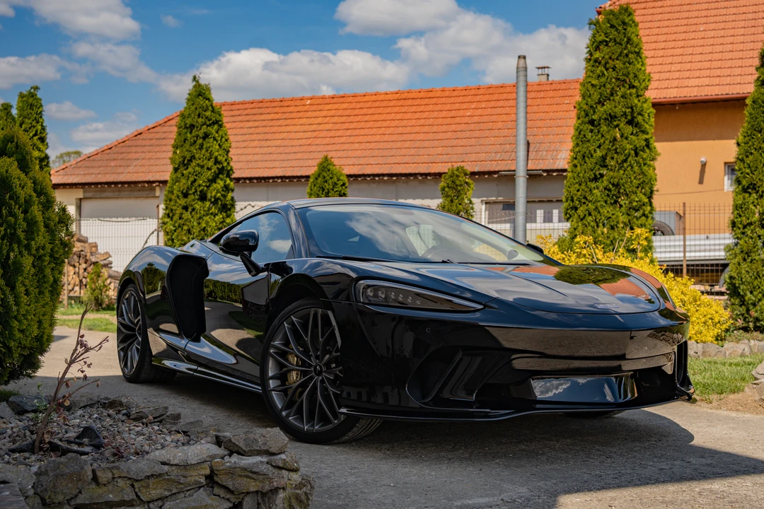 2023 McLaren GT - Image 3 of 31