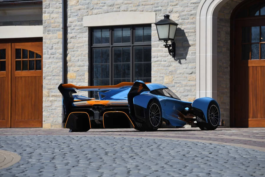 2023 McLaren Solus GT - Image 3 of 31