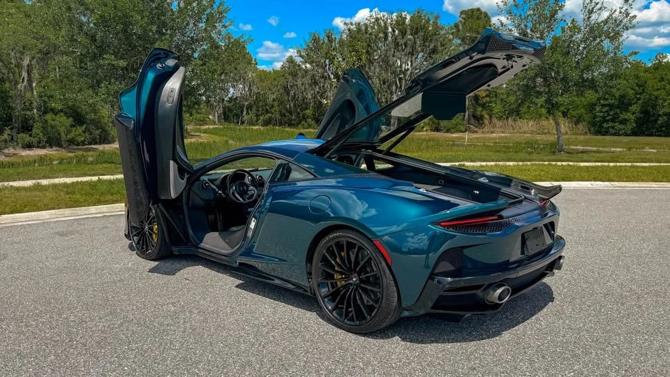 2023 McLaren 570GT - Image 3 of 20