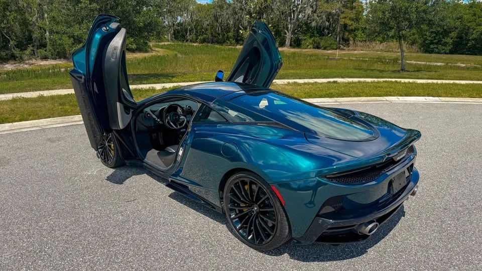2023 McLaren 570GT - Image 7 of 20