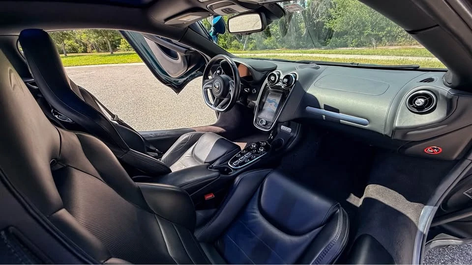 2023 McLaren 570GT - Image 15 of 20