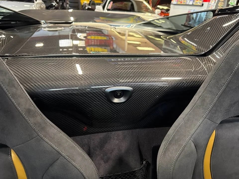 2023 McLaren 720S Spider - Image 16 of 20