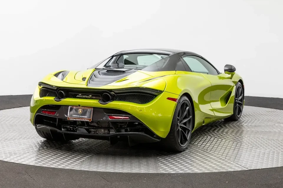 2023 McLaren 720S Spider - Image 4 of 15