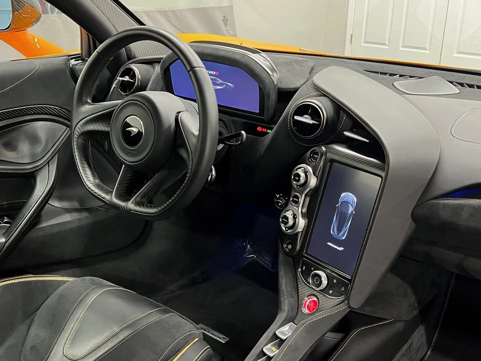 2023 McLaren 720S - Image 15 of 20