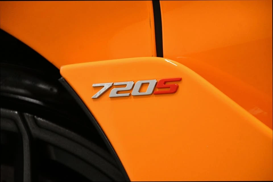 2023 McLaren 720S - Image 9 of 20