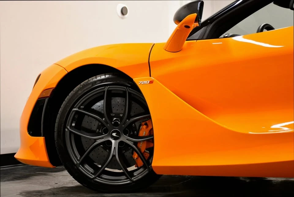 2023 McLaren 720S - Image 8 of 20