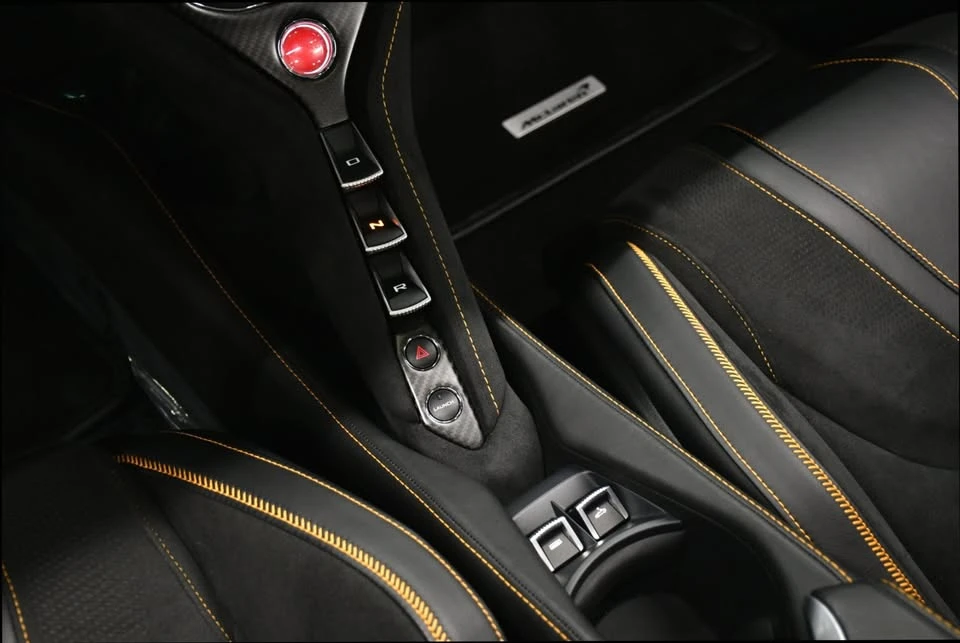2023 McLaren 720S - Image 18 of 19