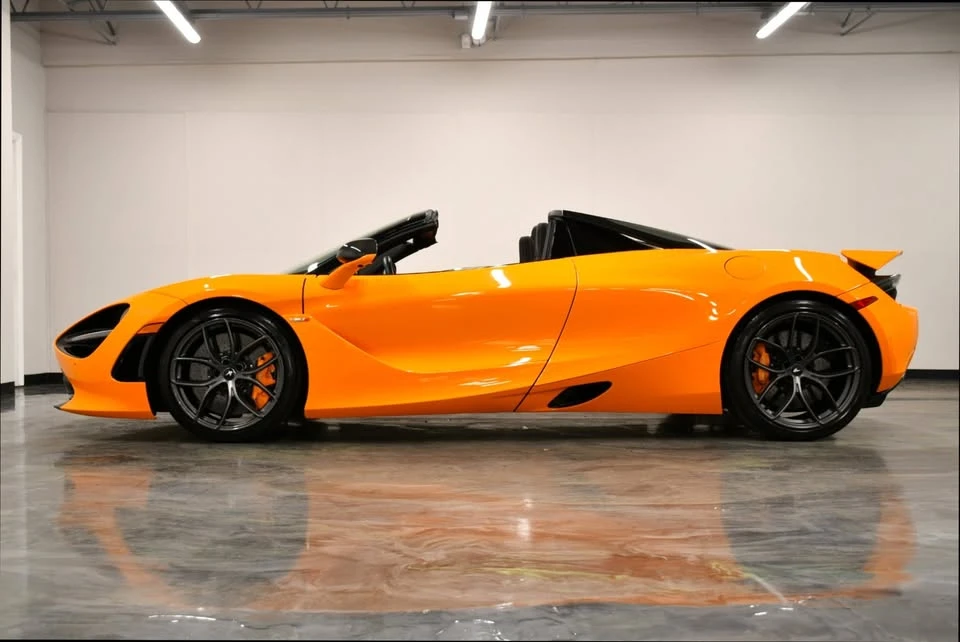 2023 McLaren 720S - Image 3 of 19