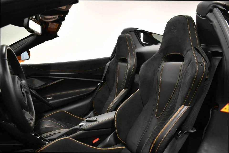 2023 McLaren 720S - Image 15 of 19