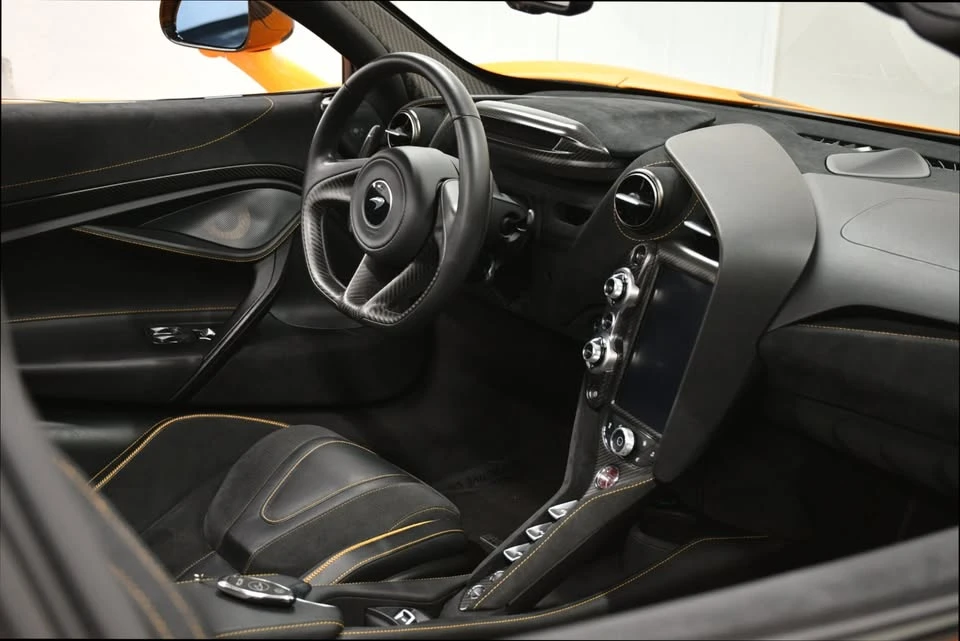 2023 McLaren 720S - Image 14 of 19