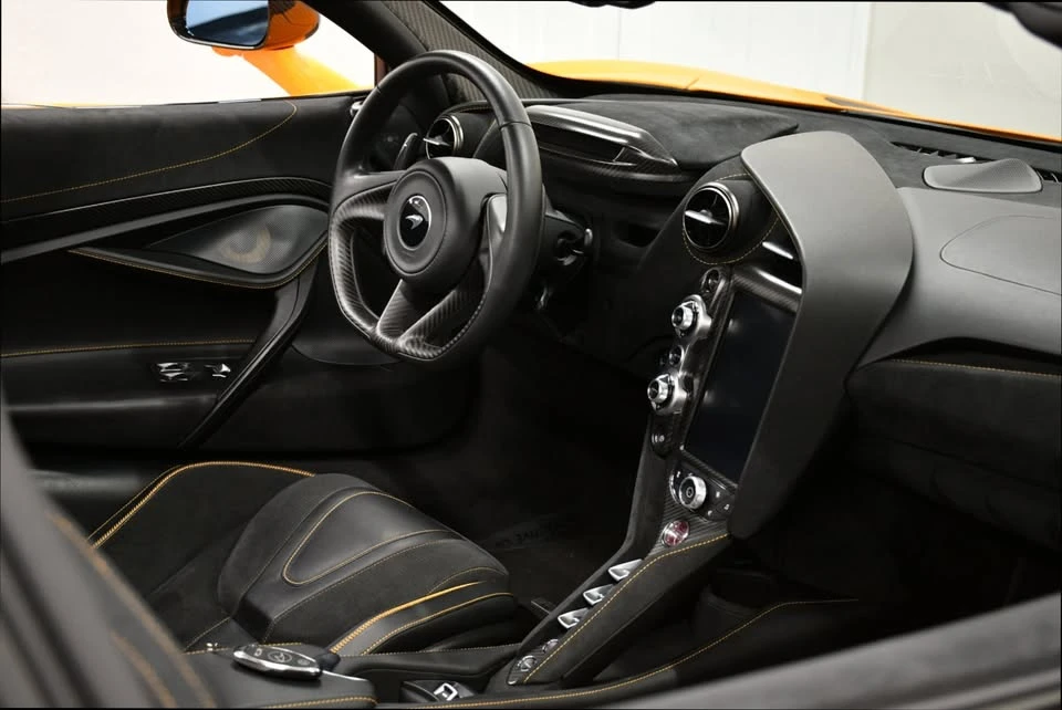 2023 McLaren 720S - Image 16 of 19