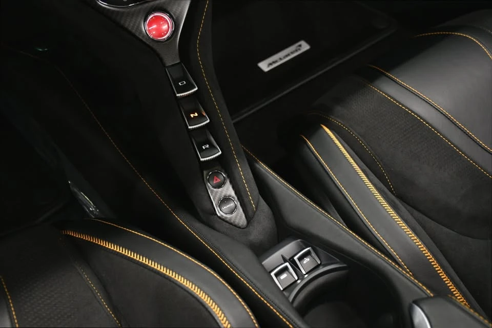 2023 McLaren 720S - Image 18 of 19