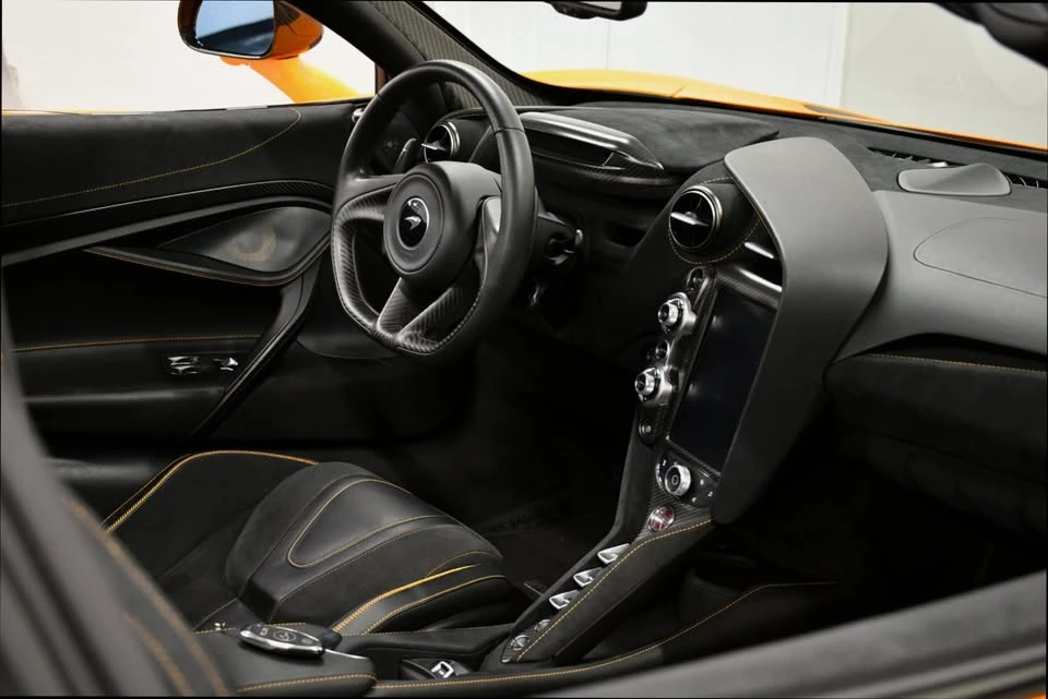 2023 McLaren 720S - Image 14 of 19