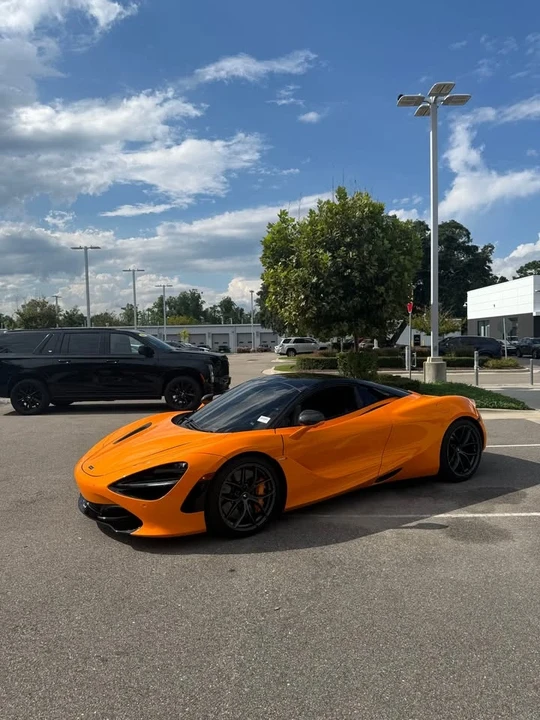 2023 McLaren 720S Spider - Image 3 of 15