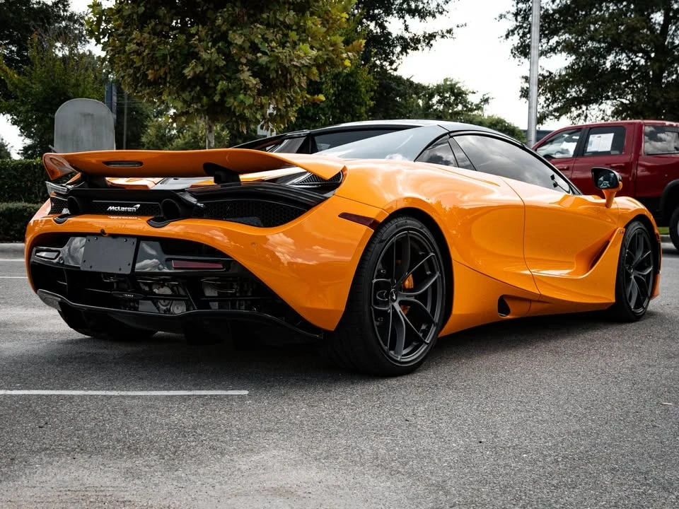 2023 McLaren 720S Spider - Image 11 of 20