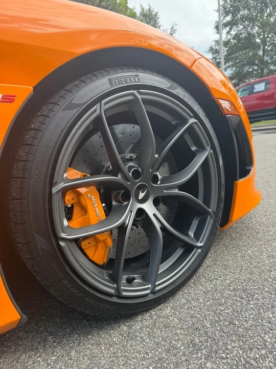 2023 McLaren 720S Spider - Image 8 of 15