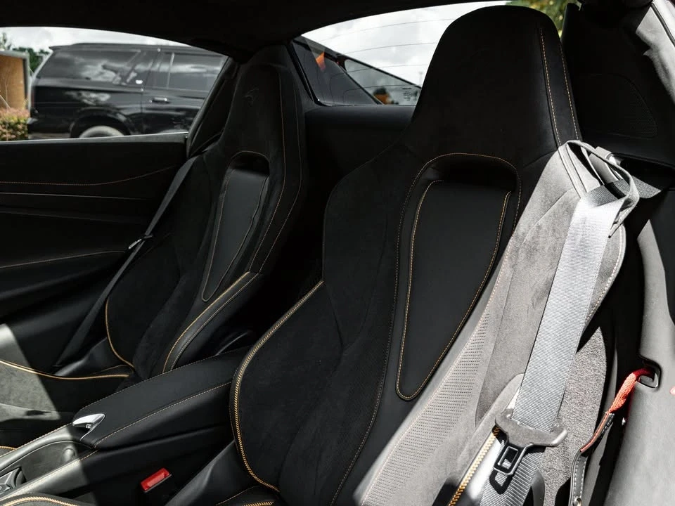 2023 McLaren 720S Spider - Image 16 of 20