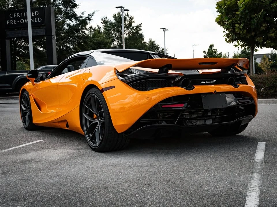 2023 McLaren 720S Spider - Image 8 of 20