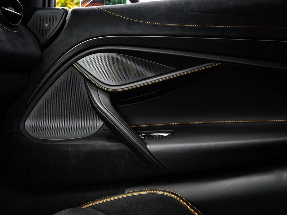 2023 McLaren 720S Spider - Image 15 of 20