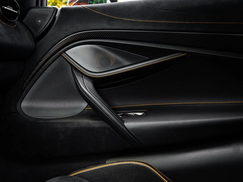 2023 McLaren 720S Spider - Image 15 of 20