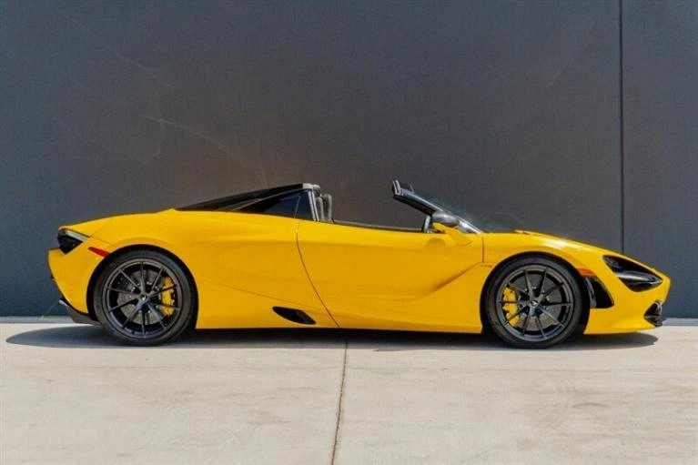 2023 McLaren 720S Spider - Image 8 of 20