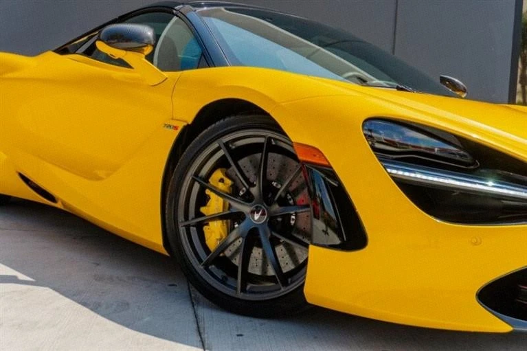 2023 McLaren 720S Spider - Image 20 of 20
