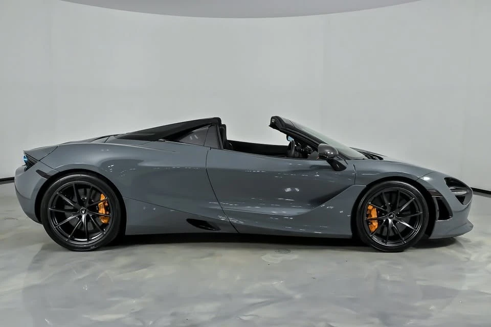 2023 McLaren 720S Spider - Image 15 of 20