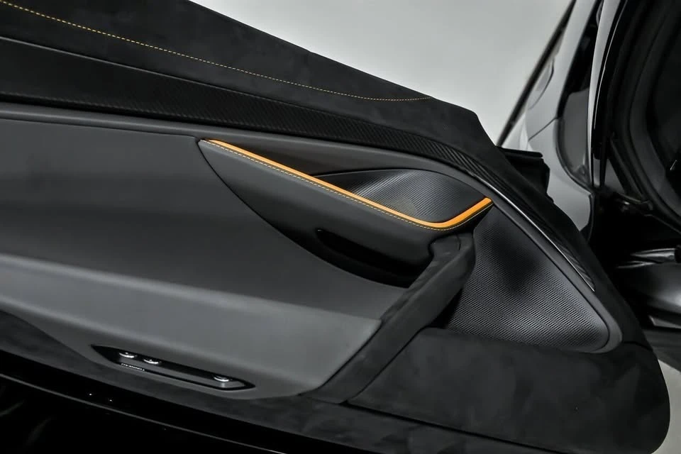 2023 McLaren 720S Spider - Image 20 of 20