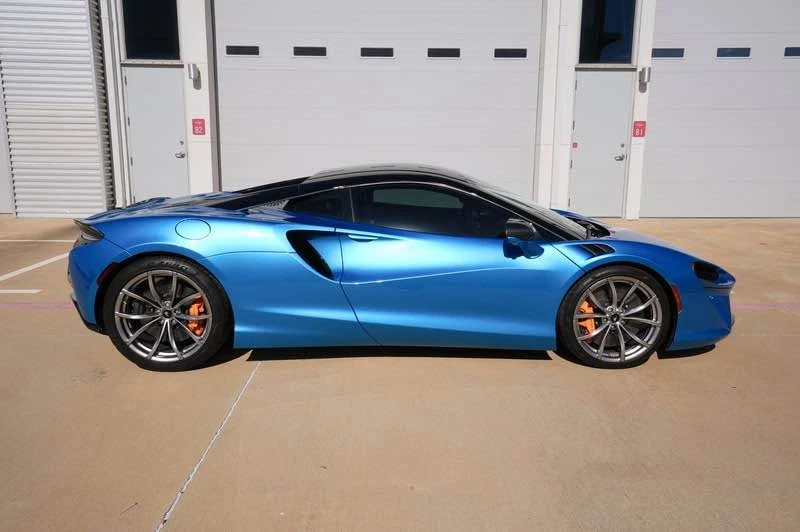 2023 McLaren - Image 7 of 20