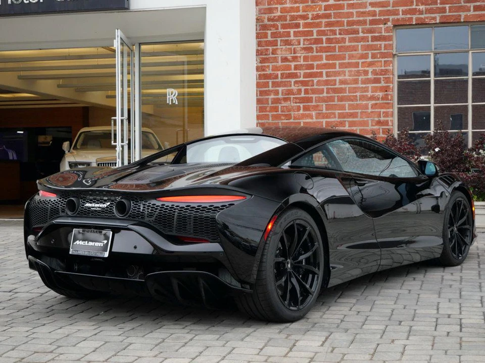 2023 McLaren Artura - Image 4 of 24