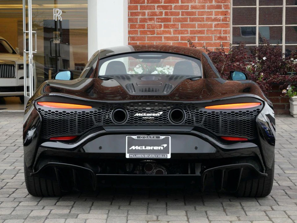 2023 McLaren Artura - Image 5 of 24