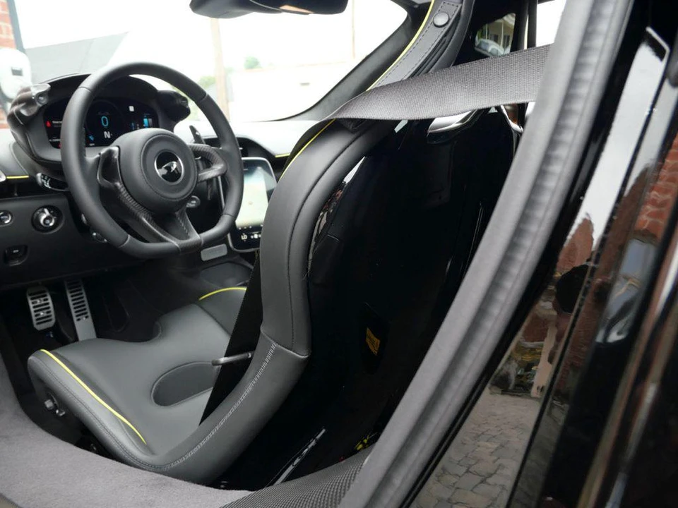 2023 McLaren Artura - Image 9 of 24